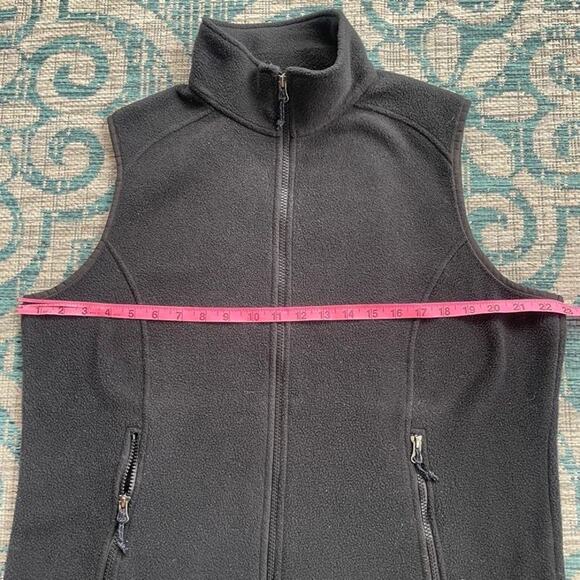 L.L. Bean Mountain Classic Full-Zip Fleece Vest in Gray - Size L - Picture 6 of 7